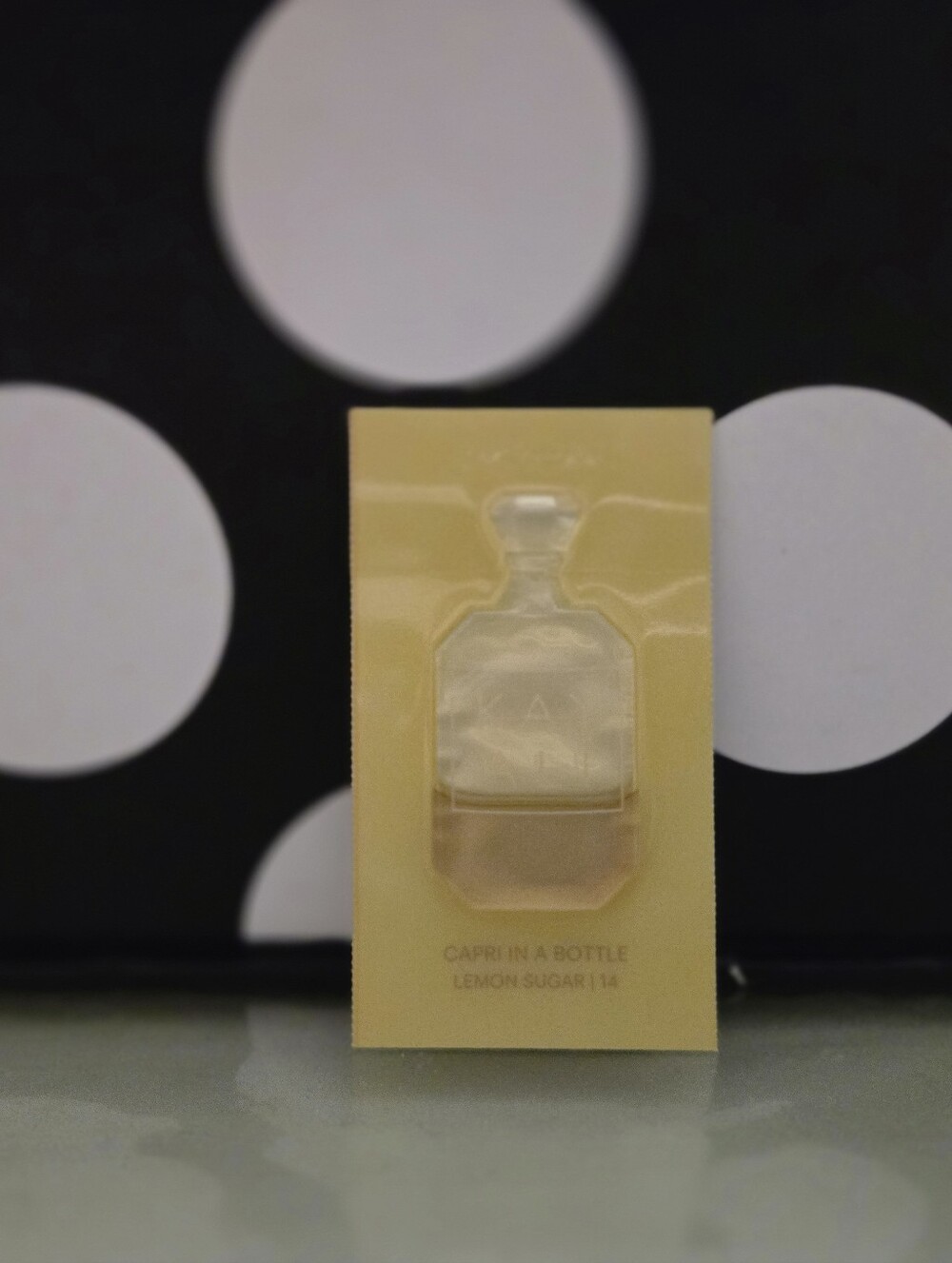 10/$25✨️Kayali Capri In A Bottle Lemon Sugar SAMPLE✨️